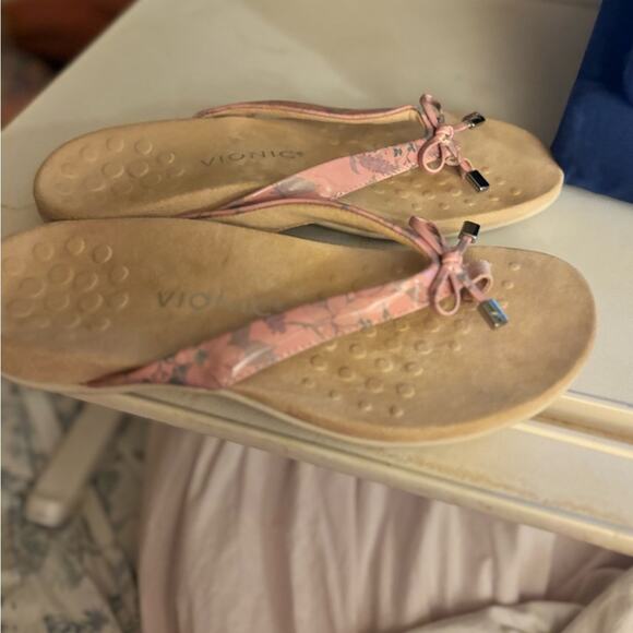 Vionic Bella II sandals size 6 - Picture 1 of 5
